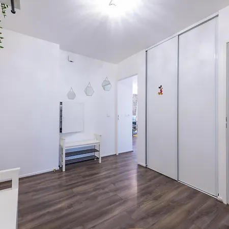 *spacious Disneyland Paris* Serris