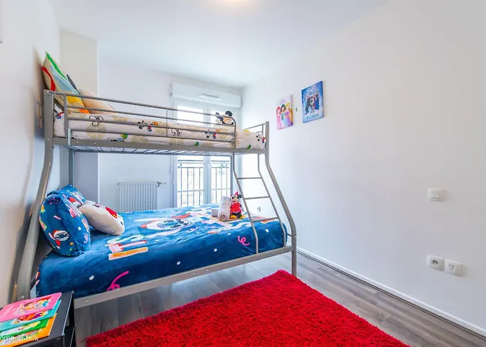 דירה *spacious Disneyland Paris* סאריס